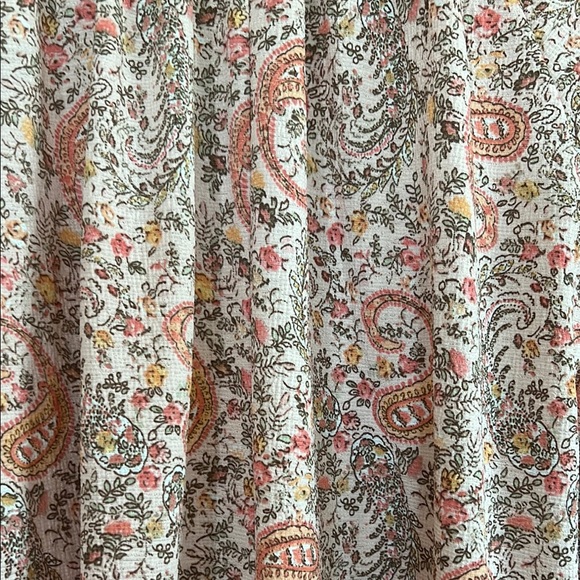 Daytrip Ruffled Blouse - Picture 3 of 6